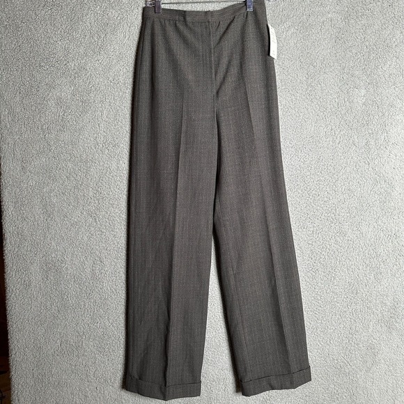 Larry Levine Dress Pants Womens Size 4 Brown Pinstripe Career Cuffs Trouser - Picture 1 of 10